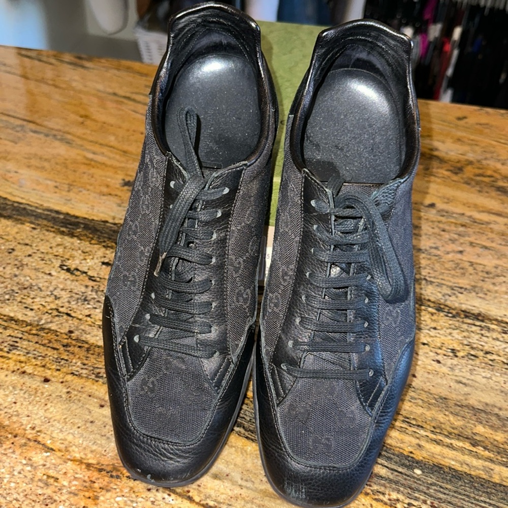 Men’s Gucci sneakers